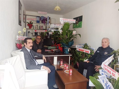 Kaymakamımız Sayın Tuncay Topsakaloğlu’ndan Basın Mensubuna Hayırlı Olsun Ziyareti